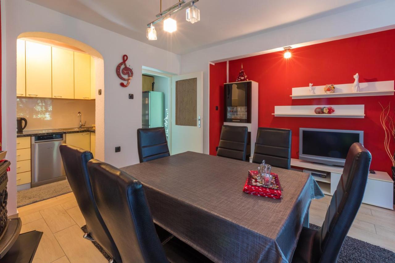 Apartman Mladenka Dramalj Exterior foto